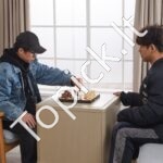 Magnetinis medinis šachmatų rinkinys 29x29 cm – sulankstomas, nešiojamas, su figūrų dėklu - Image 2