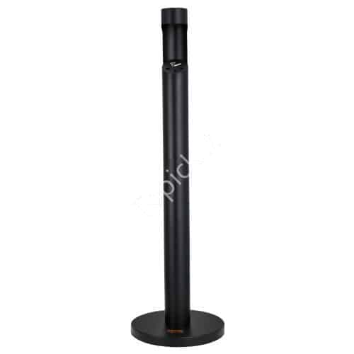 us2FSYYHTLSKYZTTAS64YV02Fgoods_img-v12Fcommercial-smoking-receptacles-m100-1.2.jpg Juodas Lauko Peleninės Stovas – 108 cm, Cilindro Formos, Atsparus ir Talpus Cigarečių Atliekų Surinkimui - Image 1