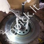 Vidinių guolių ir sandariklių išėmimo įrankių komplektas – 16 dalių, su slydimo plaktuku ir reguliuojamomis įvorėmis - Image 7