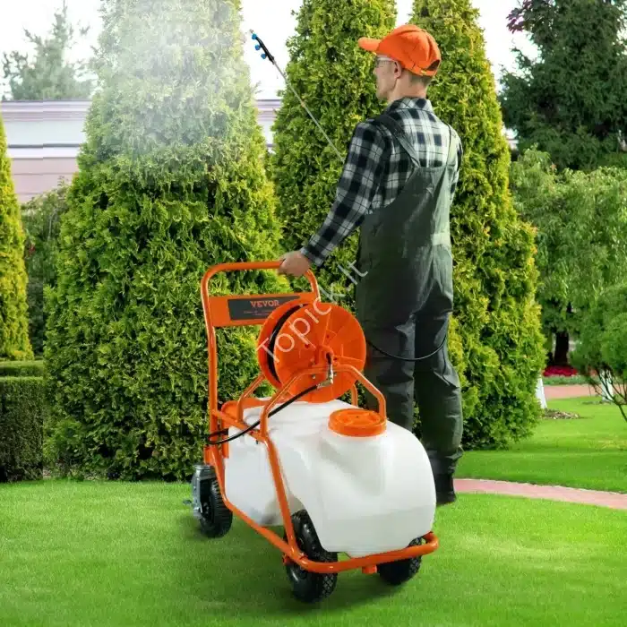 Mobilus akumuliatorinis purkštuvas ant ratų – 60 L talpa, 12 V, 0–90 PSI, 4,1 l/min, ilga žarna - Image 7