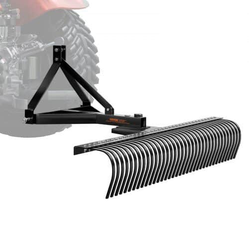 us2FZXSCJ72DSDLJ73TTAV02Fgoods_img-v12Ftow-behind-dethatcher-m100-1.2.jpg Vertikuliatorius-grėblys dirvos purenimui, 183 cm - Image 1