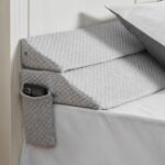 Trumpas lovos tarpų užpildas, Platus matracų pleištas su kišene, 1524 x 254 x 152 mm