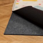 Premium klasės neslystantis kilimo paklotas 2,44 x 1,52 m (5,6 mm)