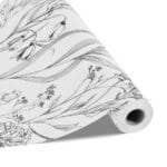 Lipnūs tapetai 45 cm x 10 m, balti su botaniniu gėlių raštu, atsparūs vandeniui