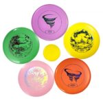 Pradedančiųjų lėkščiasvydžio (disko golfui) rinkinys iš 5 dalių su puteriu, vidutinio nuotolio disku, draiveriu ir mini žymekliu, patvirtintas PDGA