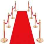 Atitvėrimo stulpeliai 8 vnt., raudoni aksominiai lynai ir kilimas renginiams bei parodoms